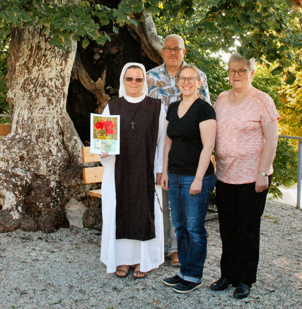 Kolpingsfamilie Isen übergibt Spende von 500 Euro an Schwester Eva
